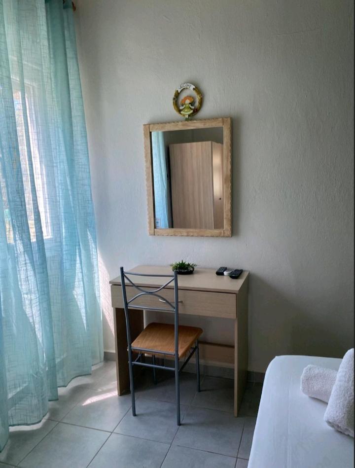 Sunray Apartments Skala Sotiros Pokoj fotografie